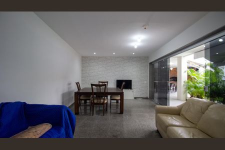 Casa de condomínio à venda com 710m², 5 quartos e 3 vagasÁrea comum