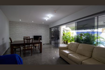 Casa de condomínio à venda com 710m², 5 quartos e 3 vagasÁrea comum