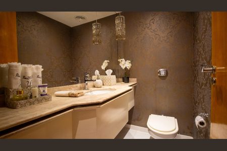 Casa de condomínio à venda com 710m², 5 quartos e 3 vagasLavabo