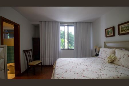 Casa de condomínio à venda com 710m², 5 quartos e 3 vagasSuíte 3