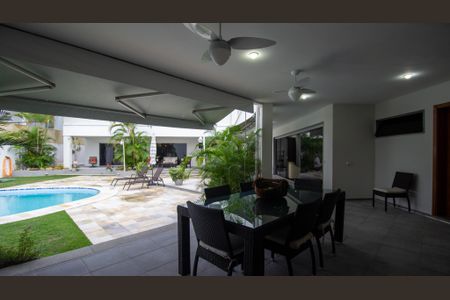 Casa de condomínio à venda com 710m², 5 quartos e 3 vagasÁrea Gourmet