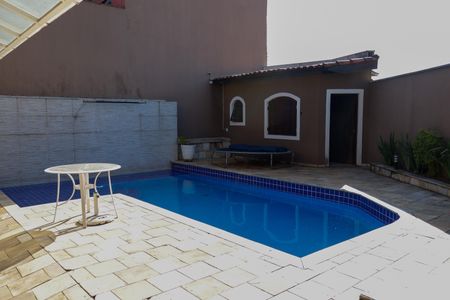 Casa à venda com 375m², 3 quartos e 5 vagasÁrea comum - Piscina