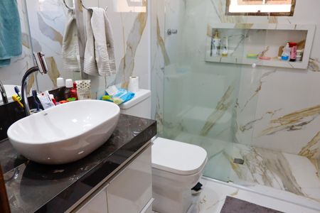 Casa à venda com 375m², 3 quartos e 5 vagasBanheiro Social