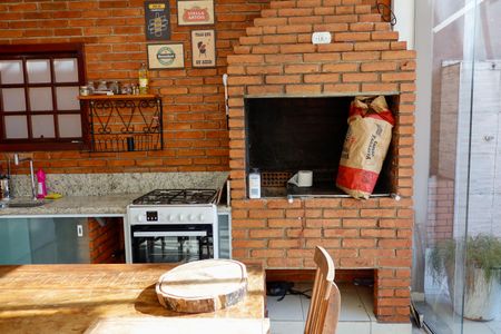 Casa à venda com 375m², 3 quartos e 5 vagasÁrea comum - Churrasqueira