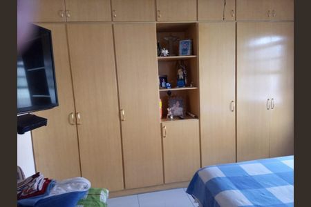 Casa à venda com 220m², 2 quartos e 1 vaga