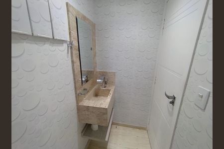 Casa à venda com 220m², 3 quartos e 2 vagas