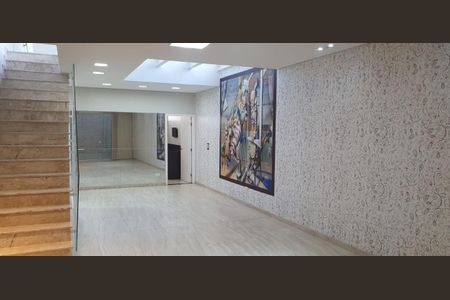 Casa à venda com 220m², 3 quartos e 2 vagas