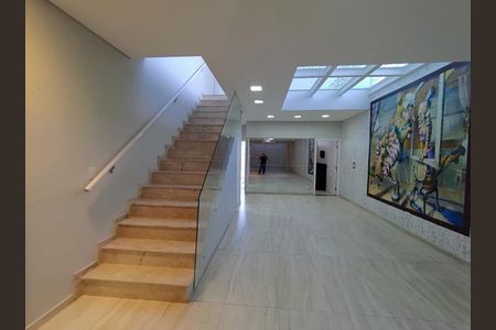 Casa à venda com 220m², 3 quartos e 2 vagas