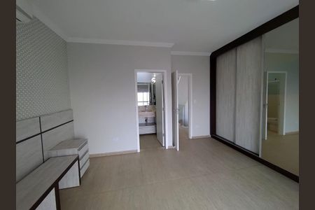 Casa à venda com 220m², 3 quartos e 2 vagas