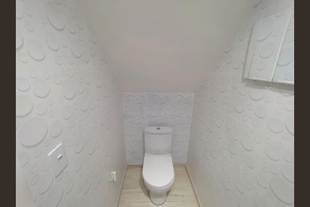 Casa à venda com 220m², 3 quartos e 2 vagas