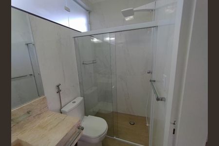 Casa à venda com 220m², 3 quartos e 2 vagas