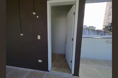 Casa à venda com 220m², 3 quartos e 2 vagas