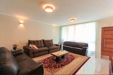 Casa à venda com 281m², 3 quartos e 4 vagas