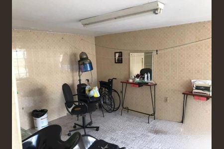 Casa à venda com 175m², 4 quartos e 1 vaga