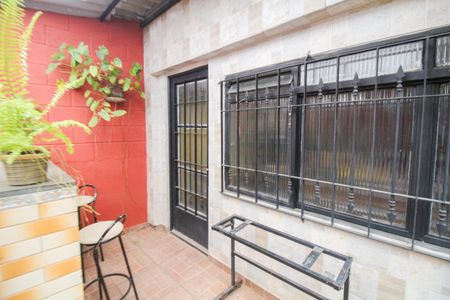 Casa à venda com 233m², 2 quartos e 10 vagas Casa à venda com 233m², 2 quartos e 10 vagasÁrea Gourmet - Churraqueira e Acesso ao Mezanino