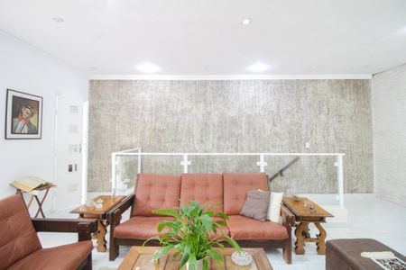 Casa à venda com 233m², 2 quartos e 10 vagas Casa à venda com 233m², 2 quartos e 10 vagasSala 1