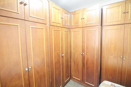 Casa à venda com 233m², 2 quartos e 10 vagas Casa à venda com 233m², 2 quartos e 10 vagasSuite 2