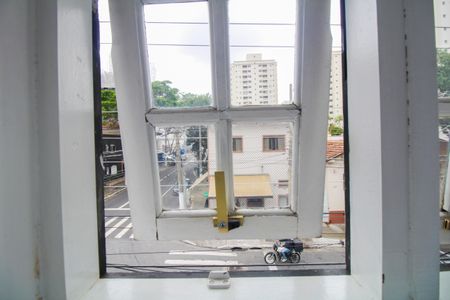 Casa à venda com 233m², 2 quartos e 10 vagas Casa à venda com 233m², 2 quartos e 10 vagasLavabo