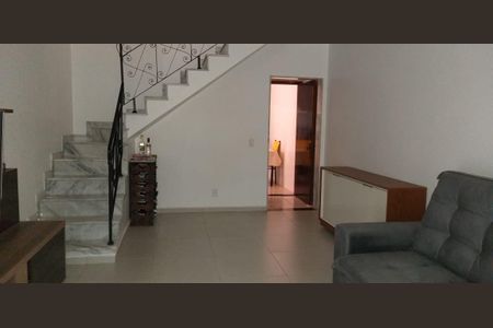 Casa à venda com 120m², 3 quartos e 2 vagas