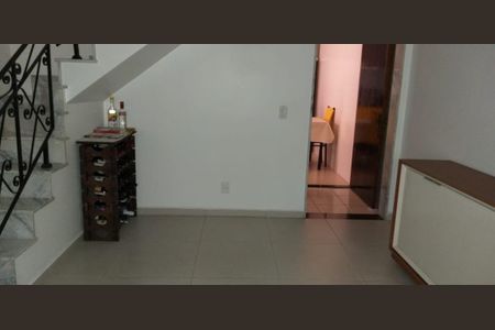 Casa à venda com 120m², 3 quartos e 2 vagas