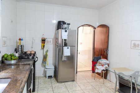 Casa à venda com 300m², 3 quartos e 6 vagas Casa à venda com 300m², 3 quartos e 6 vagasCozinha