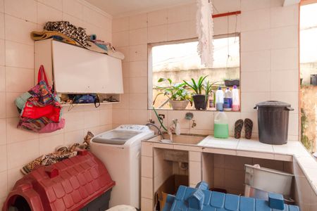 Casa à venda com 300m², 3 quartos e 6 vagas Casa à venda com 300m², 3 quartos e 6 vagasÁrea de Serviço