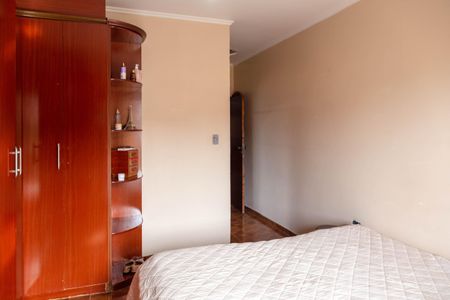 Casa à venda com 300m², 3 quartos e 6 vagas Casa à venda com 300m², 3 quartos e 6 vagasQuarto 3 Suíte