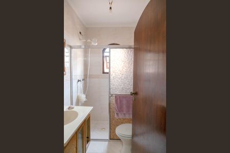 Casa à venda com 300m², 3 quartos e 6 vagas Casa à venda com 300m², 3 quartos e 6 vagasBanheiro Social