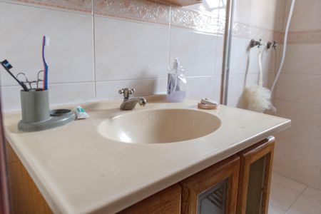 Casa à venda com 300m², 3 quartos e 6 vagas Casa à venda com 300m², 3 quartos e 6 vagasBanheiro Social