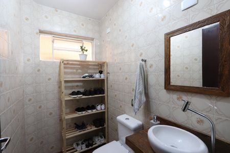 Casa à venda com 120m², 3 quartos e 2 vagasLavabo