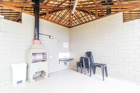 Apartamento para alugar com 48m², 2 quartos e 1 vaga Apartamento para alugar com 48m², 2 quartos e 1 vagaÁrea comum - Churrasqueira