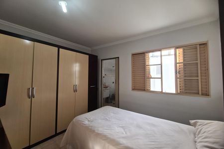 Casa à venda com 150m², 4 quartos e 4 vagasSuíte 3