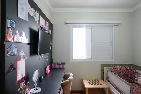 Apartamento à venda com 96m², 3 quartos e 2 vagasQuarto 2