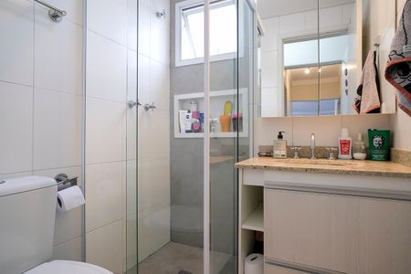 Apartamento à venda com 96m², 3 quartos e 2 vagasBanheiro da suíte