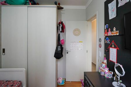 Apartamento à venda com 96m², 3 quartos e 2 vagasQuarto 2