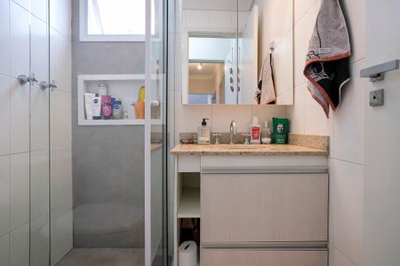 Apartamento à venda com 96m², 3 quartos e 2 vagasBanheiro da suíte