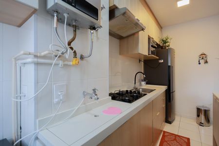 Apartamento à venda com 42m², 2 quartos e 1 vaga Apartamento à venda com 42m², 2 quartos e 1 vagaCozinha e Área de Serviço