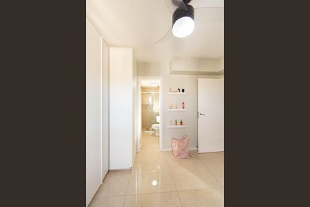 Apartamento à venda com 190m², 4 quartos e 3 vagasSuíte 2
