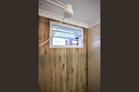 Apartamento para alugar com 60m², 2 quartos e 1 vaga Apartamento para alugar com 60m², 2 quartos e 1 vagaChuveiro do Banheiro