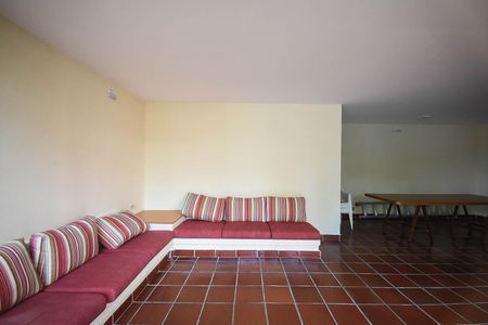 Apartamento para alugar com 60m², 2 quartos e 1 vaga Apartamento para alugar com 60m², 2 quartos e 1 vagaÁrea comum - Salão de festas