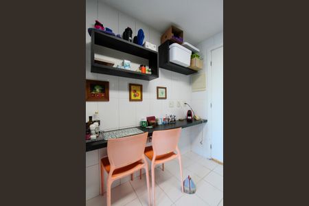 Apartamento para alugar com 127m², 3 quartos e 2 vagas Apartamento para alugar com 127m², 3 quartos e 2 vagasCozinha