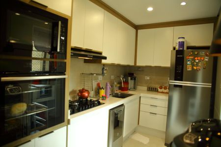 Apartamento à venda com 69m², 2 quartos e sem vagaCozinha