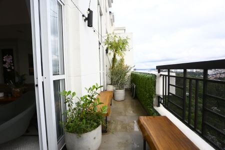 Apartamento à venda com 162m², 2 quartos e 3 vagasVaranda da Sala