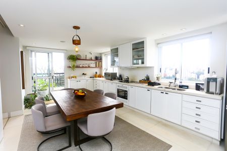 Apartamento à venda com 162m², 2 quartos e 3 vagasCozinha