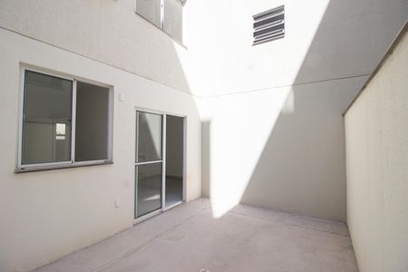 Apartamento à venda com 65m², 2 quartos e 1 vagaÁrea comum