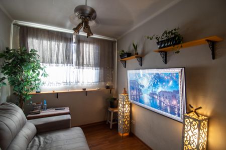 Apartamento à venda com 56m², 2 quartos e 1 vaga Apartamento à venda com 56m², 2 quartos e 1 vagaSala