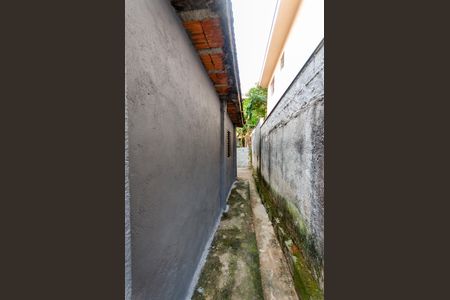 Casa para alugar com 40m², 1 quarto e sem vagaCorredor externo