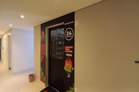 Apartamento para alugar com 80m², 2 quartos e 2 vagasÁrea comum - Mercado