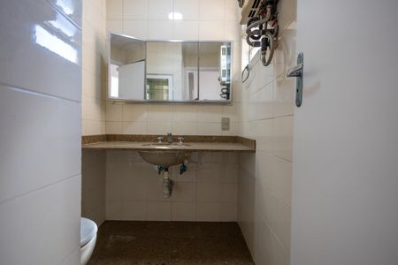 Apartamento à venda com 70m², 2 quartos e sem vagaBanheiro