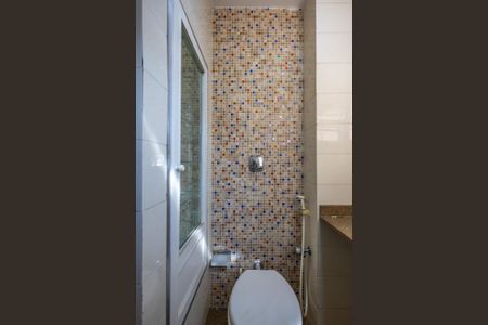 Apartamento à venda com 70m², 2 quartos e sem vagaBanheiro